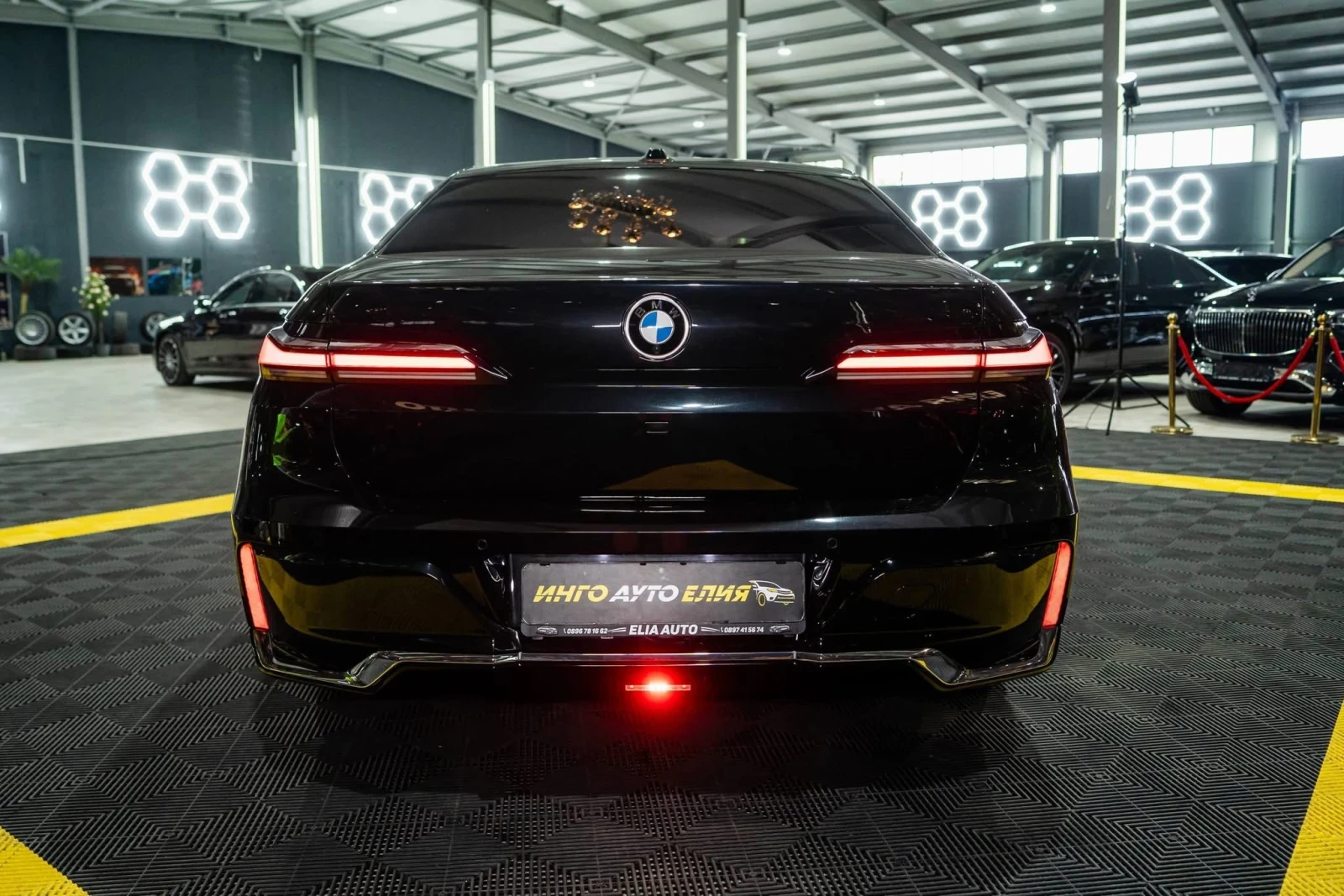 BMW 740 D XDRIVE LED M SPORT ПАНО B&W HUD ЛИЗИНГ 100%, снимка 7 - Автомобили и джипове - 55967671