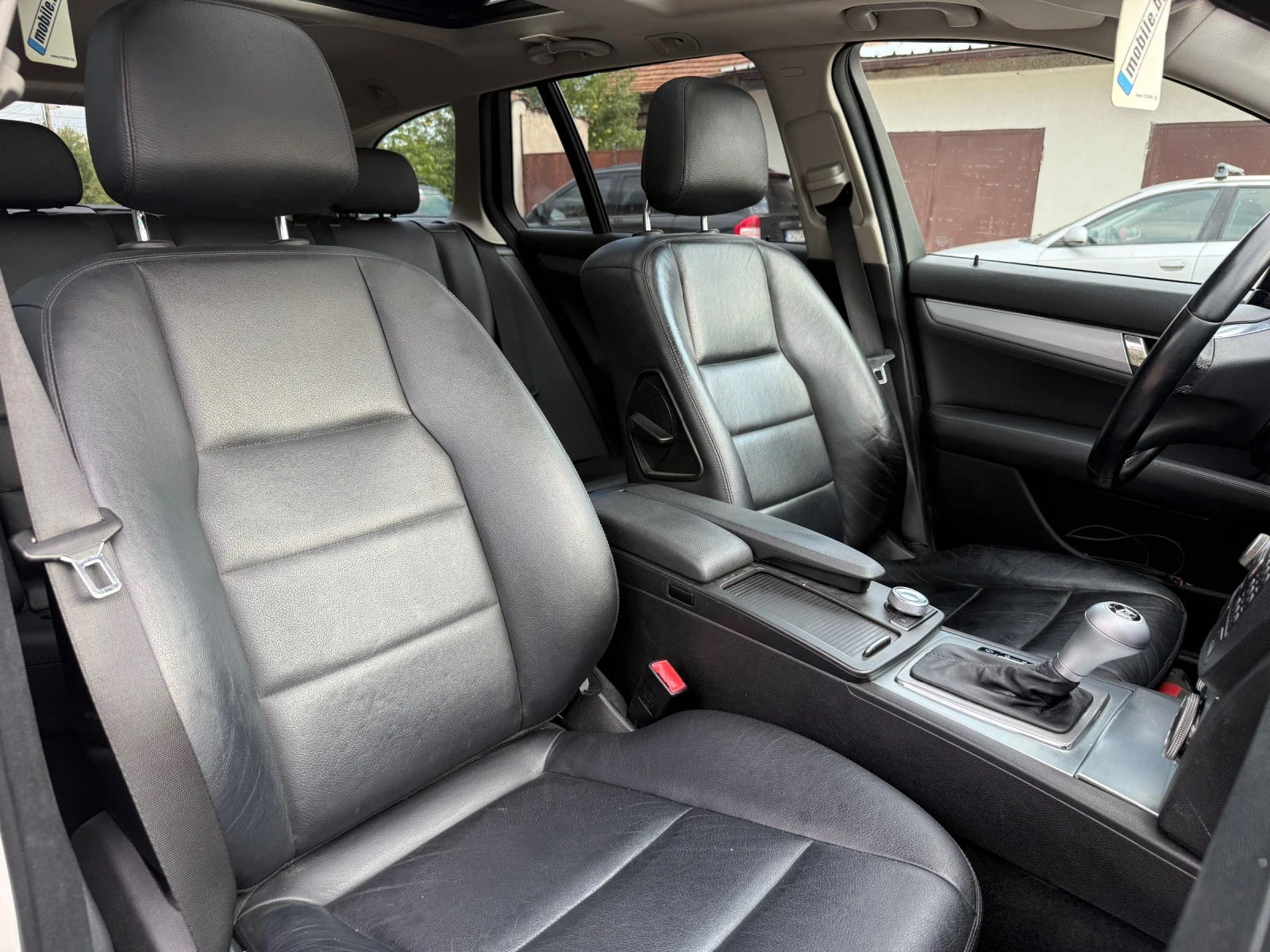 Mercedes-Benz C 220 Panorama* Avtomat* Navi, снимка 10 - Автомобили и джипове - 56166759