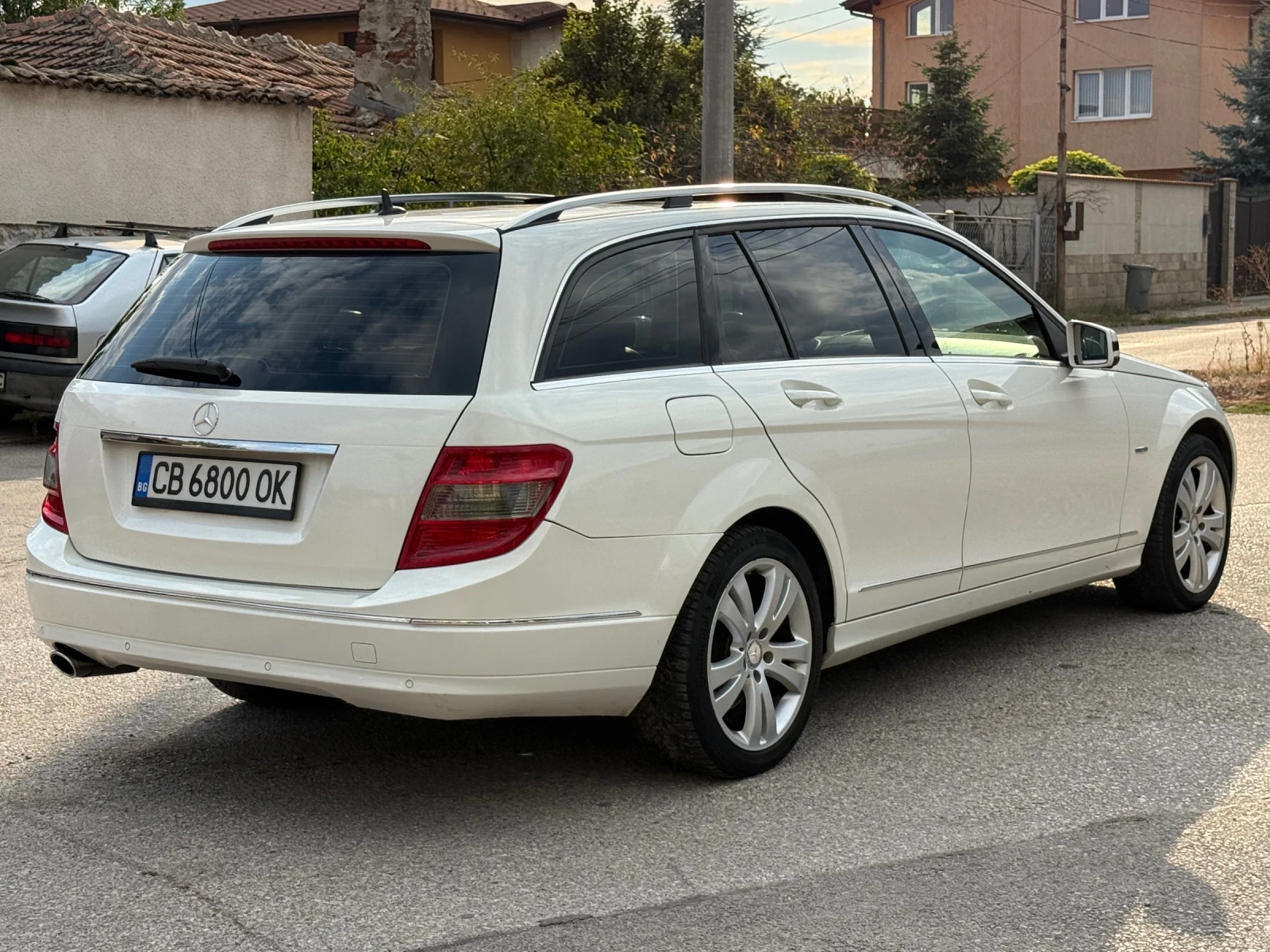 Mercedes-Benz C 220 Panorama* Avtomat* Navi, снимка 5 - Автомобили и джипове - 56166759