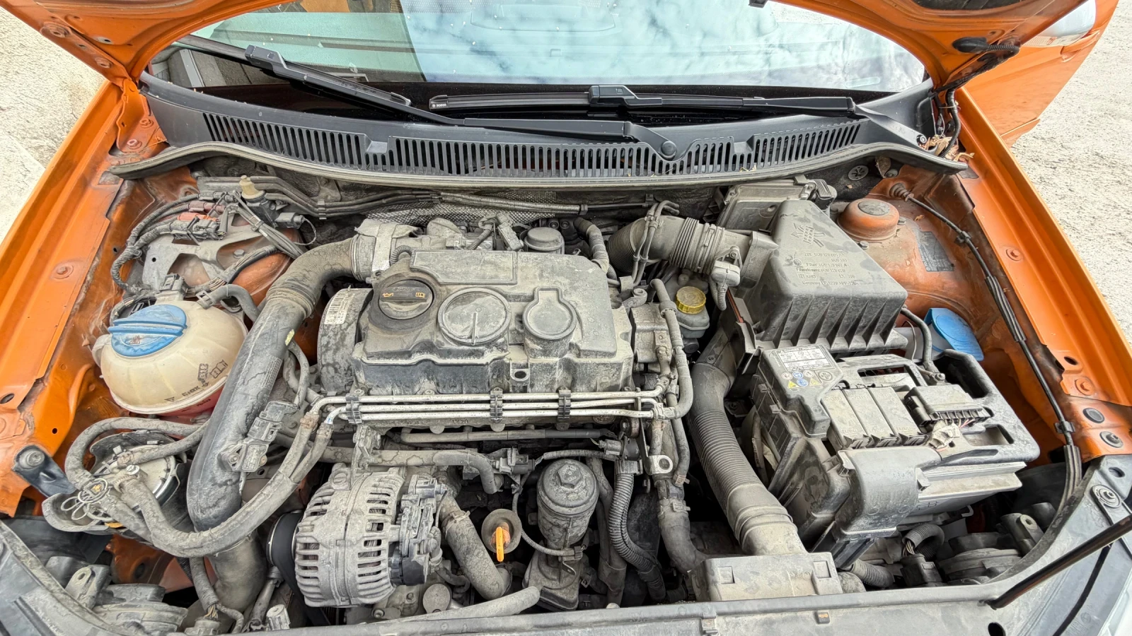 VW Polo 1.9 tdi, снимка 12 - Автомобили и джипове - 56250473
