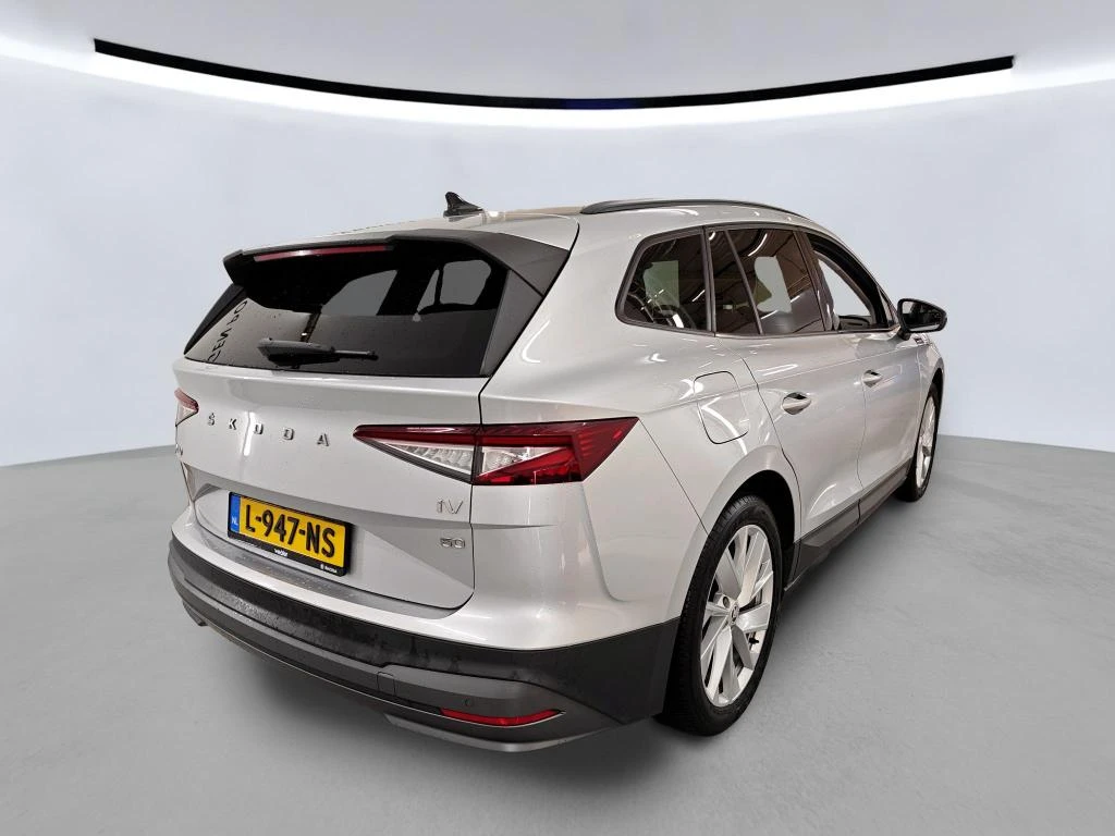 Skoda Enyaq 60 First Edition 90% SOH* Matrix* Очакван внос, снимка 4 - Автомобили и джипове - 56270228