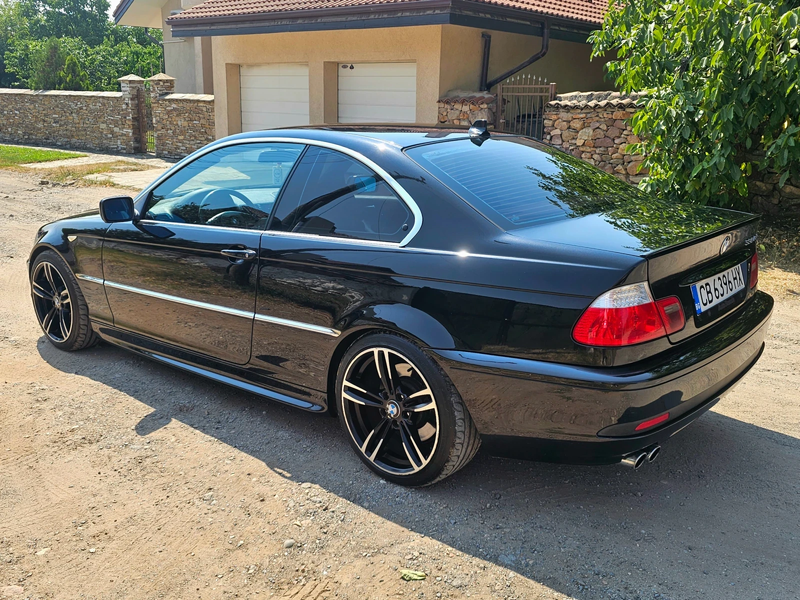 BMW 330 Ръчка, снимка 4 - Автомобили и джипове - 56464073