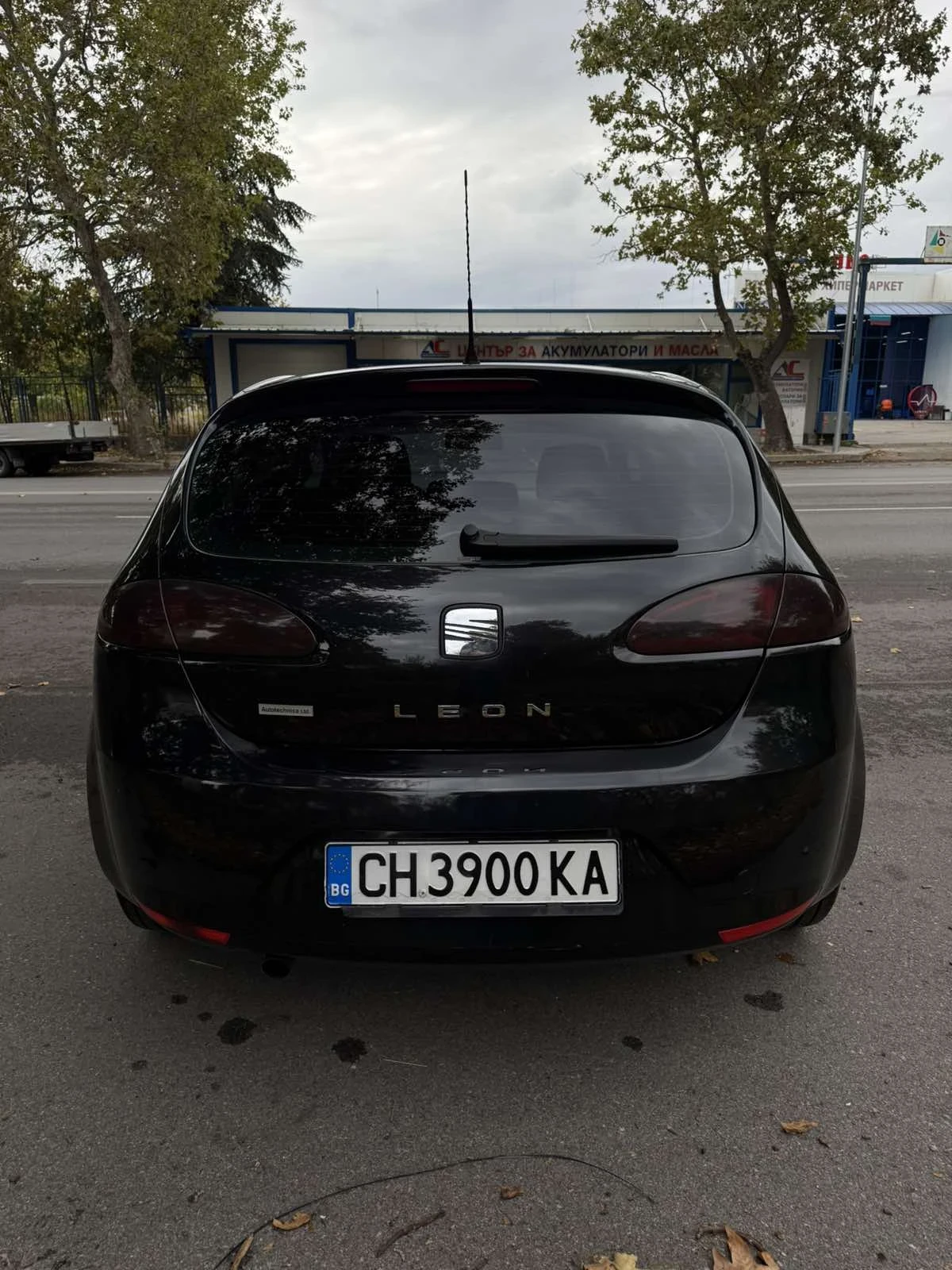 Seat Leon, снимка 3 - Автомобили и джипове - 56471956