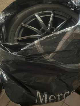 Mercedes-Benz GLB 220 AMG ГАРАНЦИЯ в Силвър Стар!, снимка 8