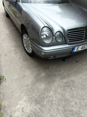     Mercedes-Benz 250
