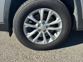 Jeep Cherokee * North * CARFAX *    | Mobile.bg    7