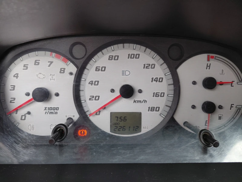 Daihatsu Terios БЕНЗИН/ГАЗ, снимка 12 - Автомобили и джипове - 51444964