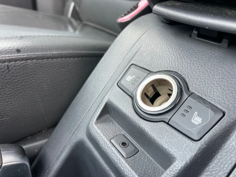 Opel Antara BENZIN/GAZ, снимка 16 - Автомобили и джипове - 52631725