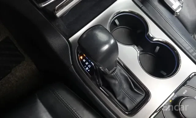 Jeep Grand cherokee 3.6 LIMITED-X WK2, снимка 11 - Автомобили и джипове - 55770594