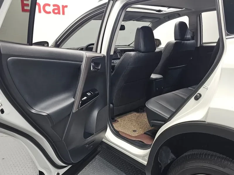 Toyota Rav4 2.5 2Wd 4Th Generation | Mobile.bg � ����������� 12