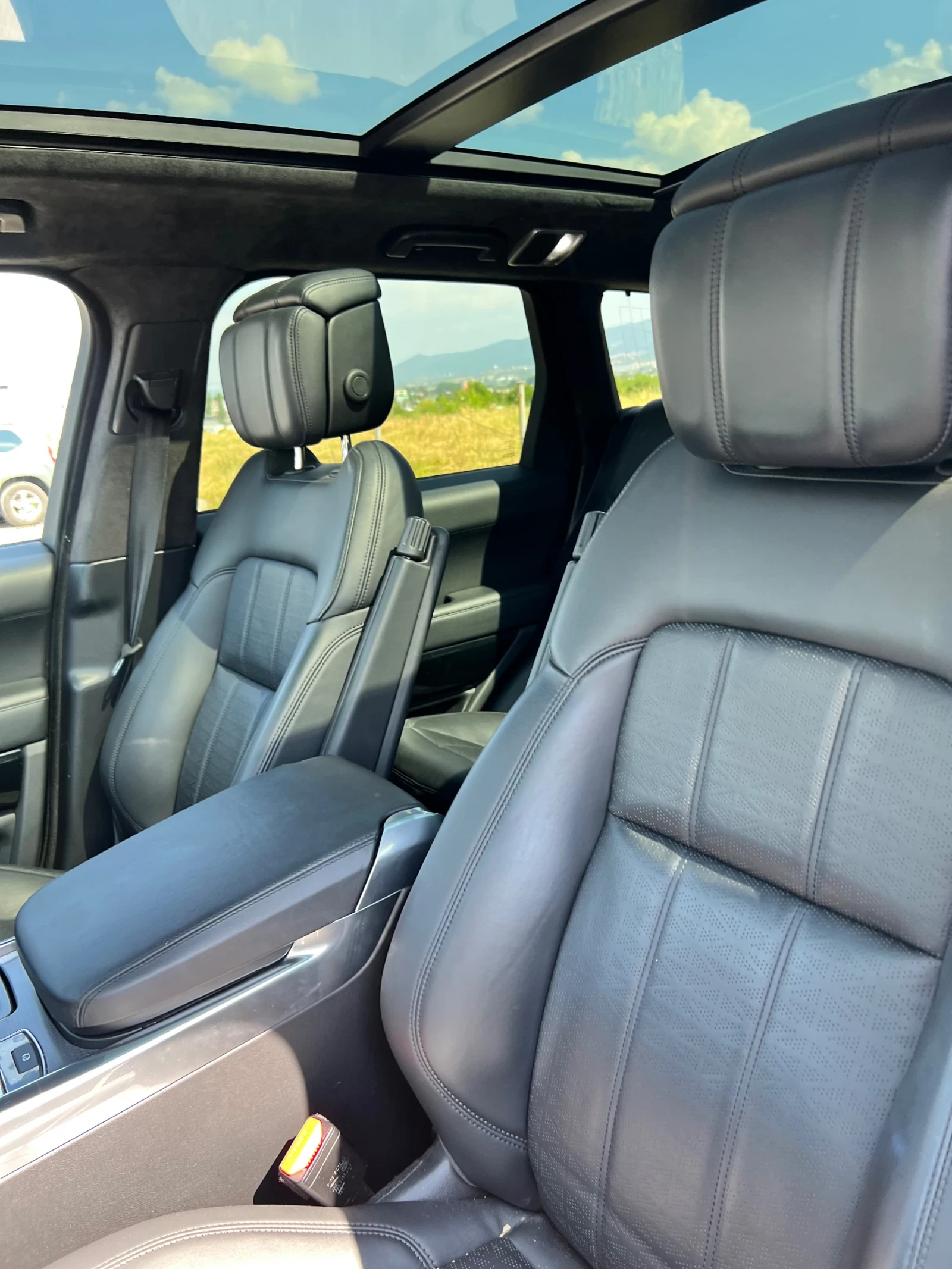 Land Rover Range Rover Sport HSE 3.0, снимка 11 - Автомобили и джипове - 54141464