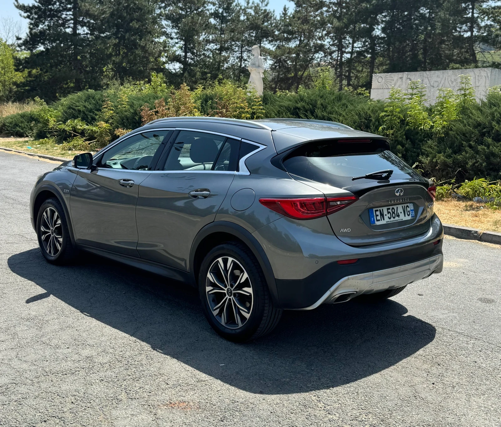Infiniti QX30 2.2D-Premium-4x4 - изображение 7