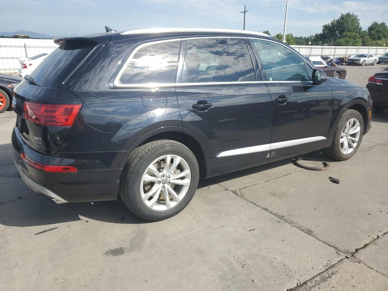 Audi Q7  3.0L TFSI V6 PREMIUM PLUS - изображение 5