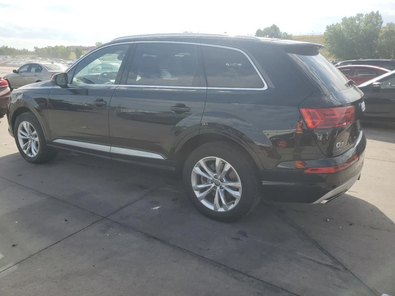 Audi Q7  3.0L TFSI V6 PREMIUM PLUS - изображение 4