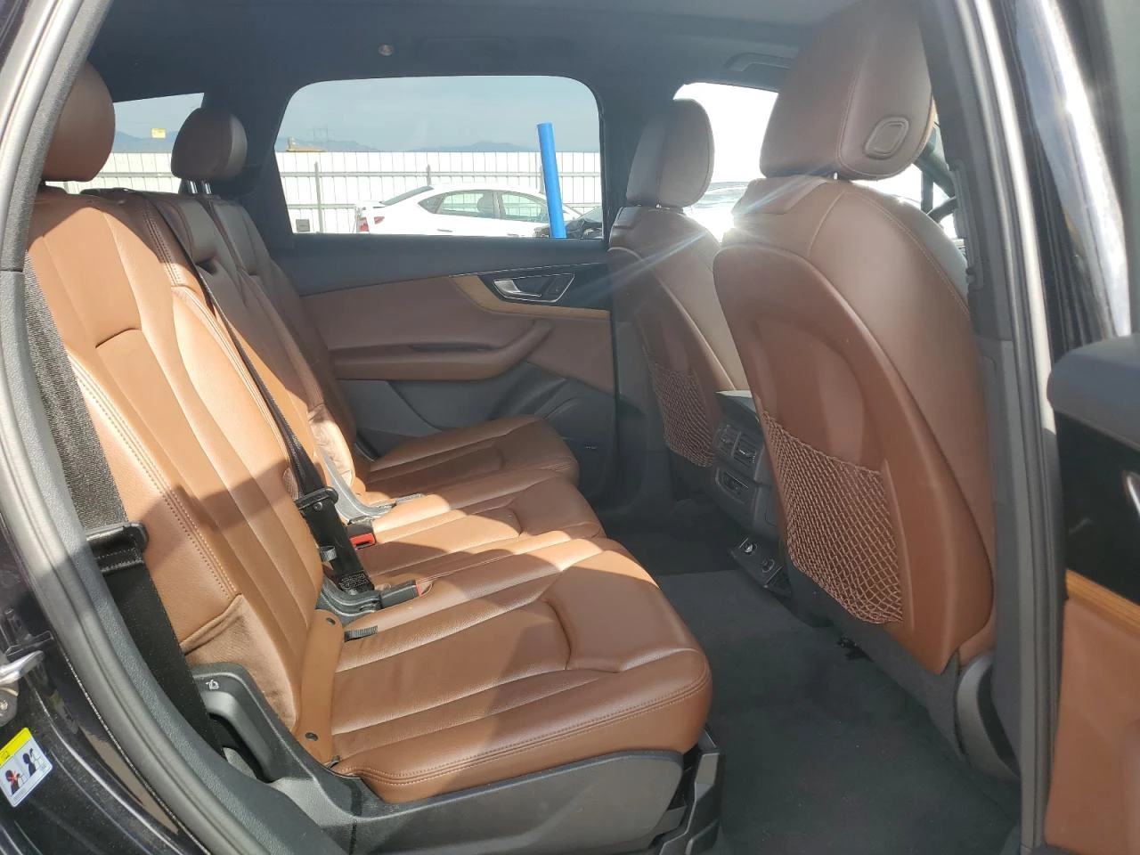 Audi Q7  3.0L TFSI V6 PREMIUM PLUS - изображение 9