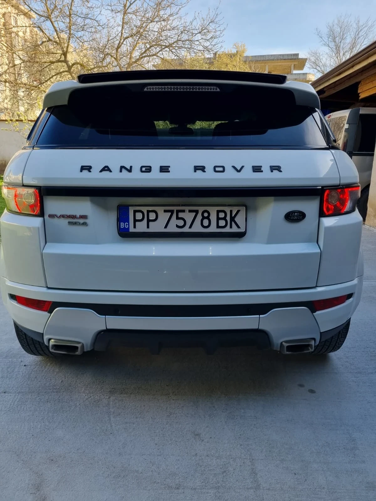 Land Rover Range Rover Evoque 2.2D, снимка 12 - Автомобили и джипове - 54220527
