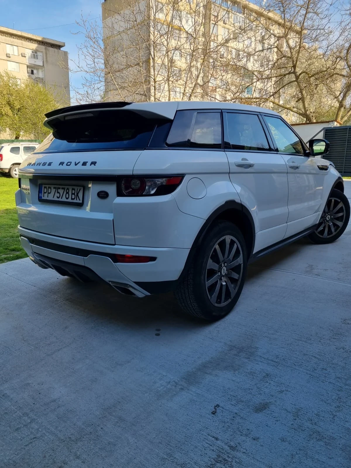 Land Rover Range Rover Evoque 2.2D, снимка 3 - Автомобили и джипове - 54220527