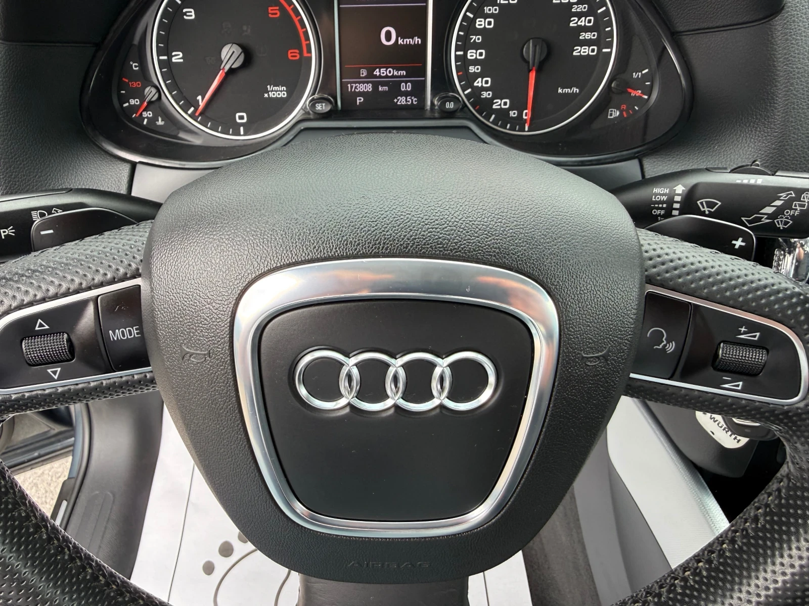 Audi Q5 2.0-TDI-quattro-173.000km-РЕАЛНИ-ЛЕД-КСЕНОН-УНИКАТ, снимка 10 - Автомобили и джипове - 54765488