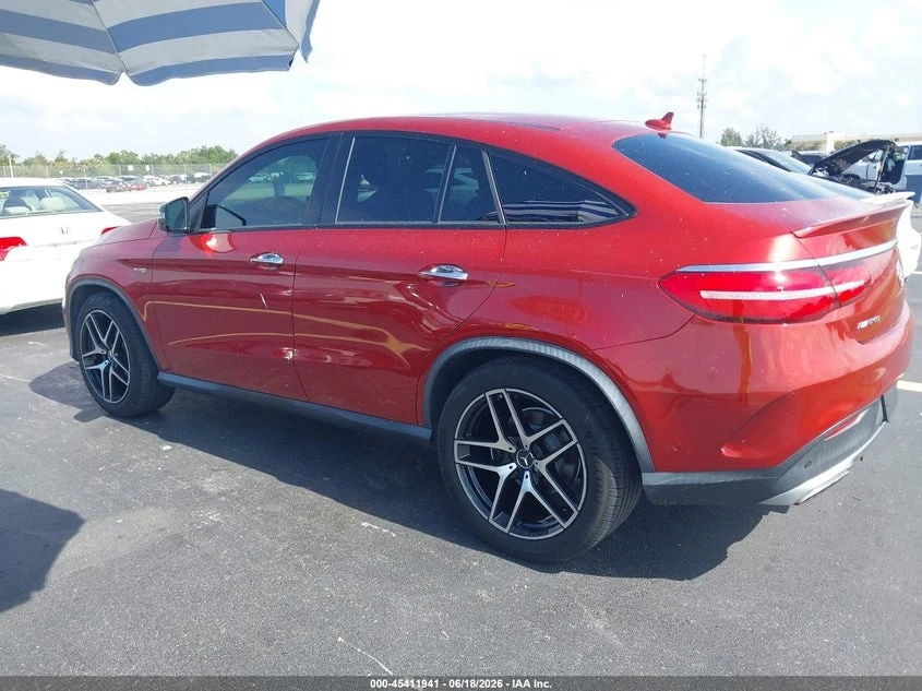 Mercedes-Benz GLE 43 AMG COUPE 4MATIC Автокредит Цена до България, снимка 4 - Автомобили и джипове - 55132369