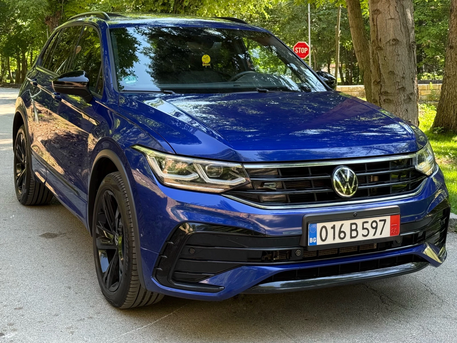 VW Tiguan 2.0TDI* 4MOTION* R-LINE* PANO* CAM360* DIST* IQ* , снимка 3 - Автомобили и джипове - 55294365