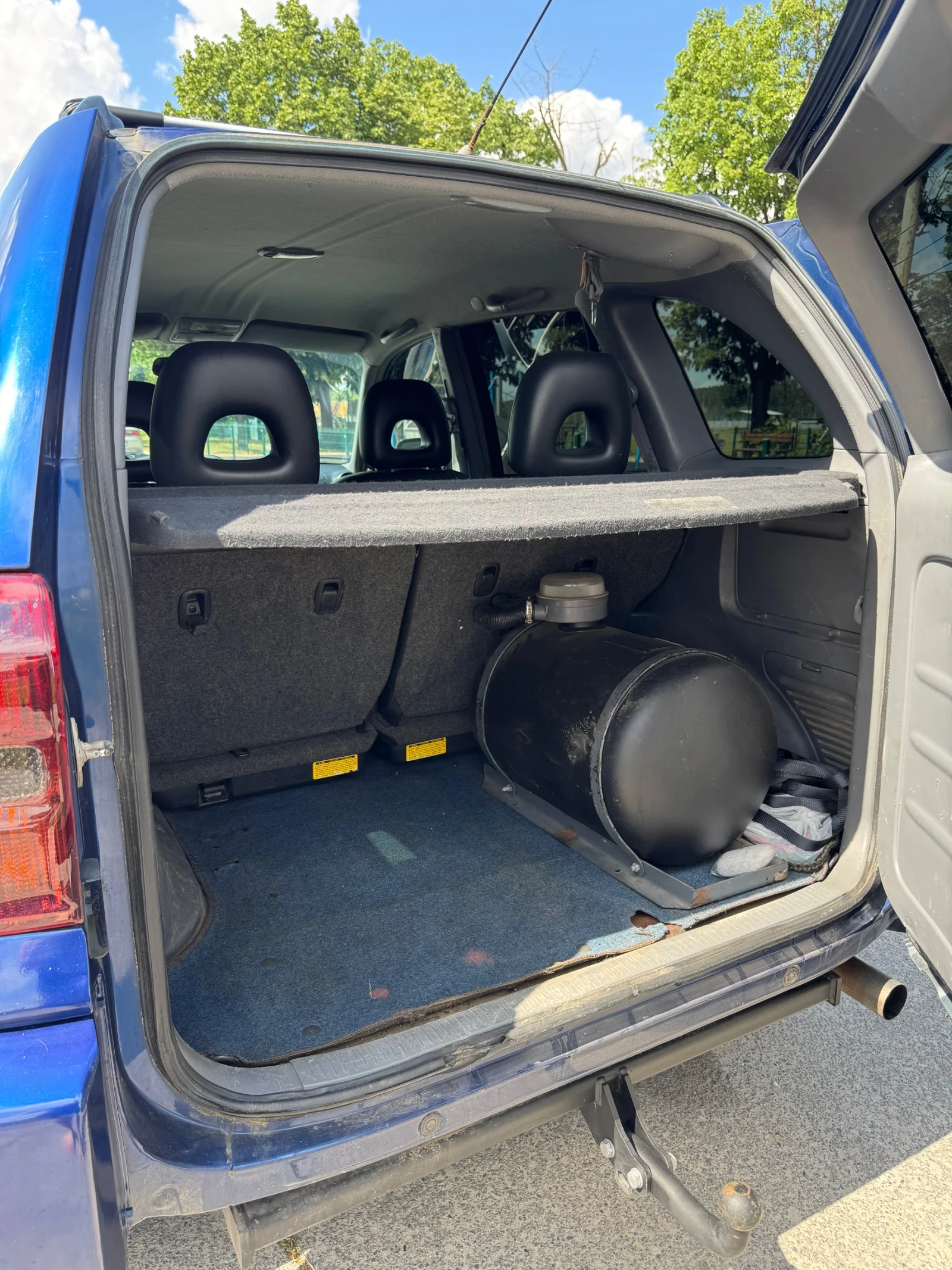 Toyota Rav4 2.0 VVTI, снимка 5 - Автомобили и джипове - 55379155