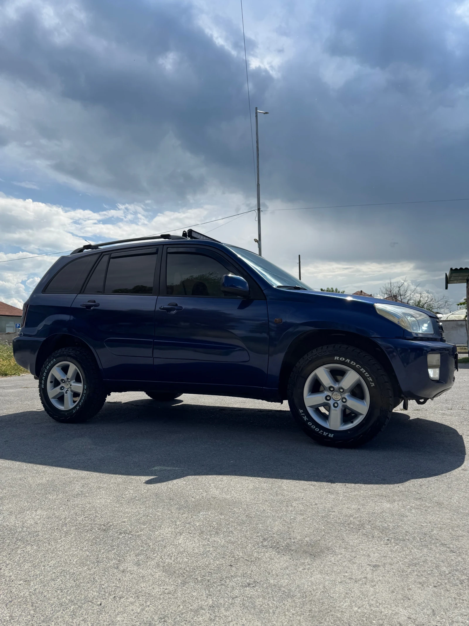 Toyota Rav4 2.0 VVTI, снимка 2 - Автомобили и джипове - 55379155