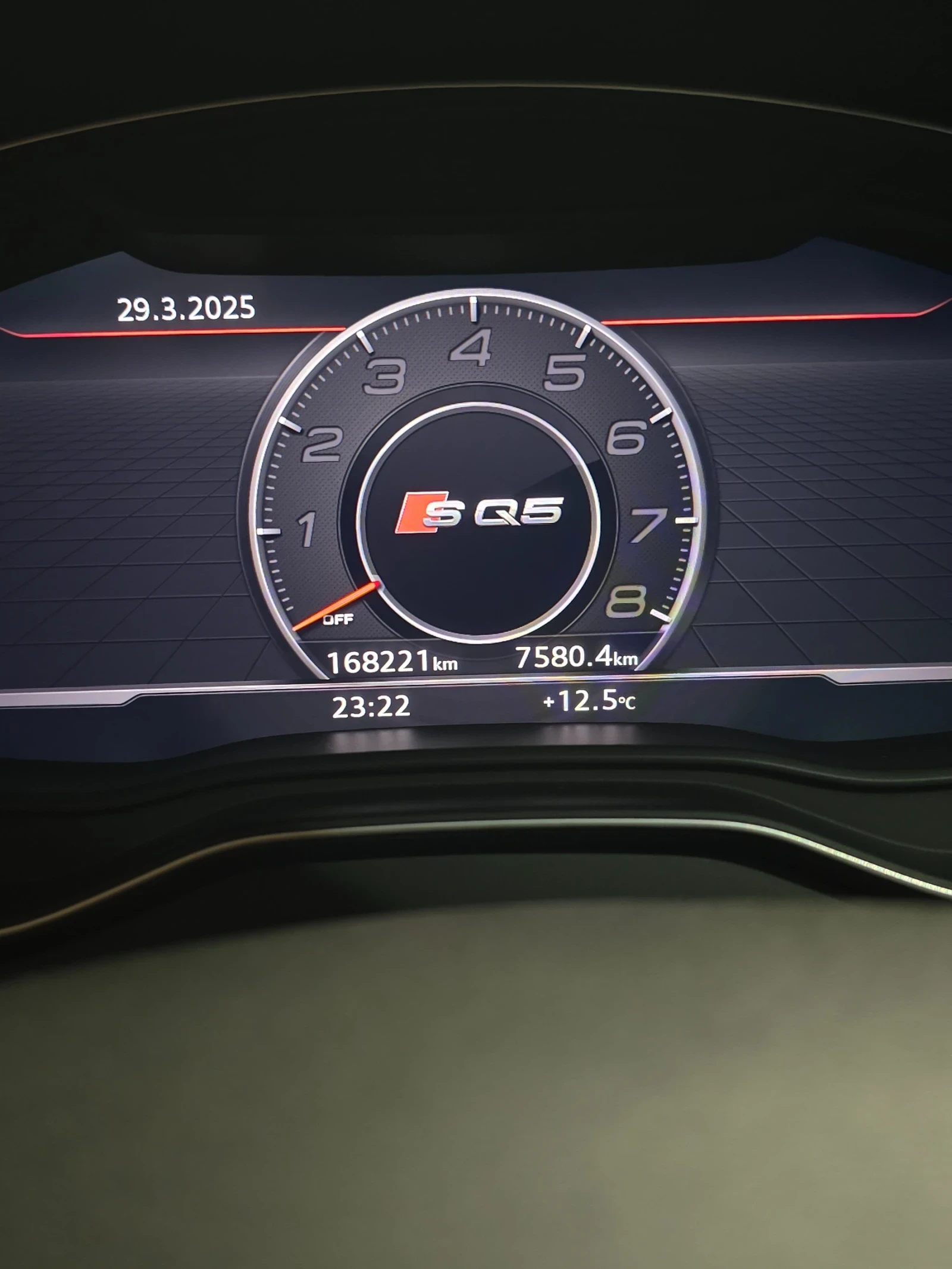 Audi SQ5 (НАЛИЧНА И ПРЕГЛЕДАНА В БГ), снимка 8 - Автомобили и джипове - 55657621