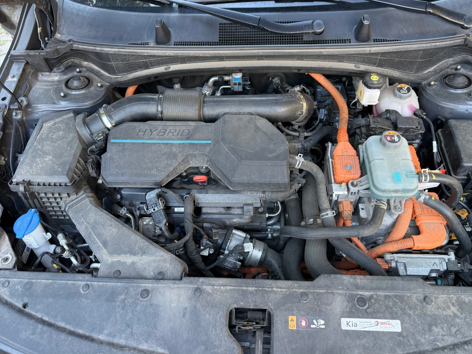 Kia Sportage Plug-in 4x4 Германия-Обслужен, снимка 17 - Автомобили и джипове - 55695468