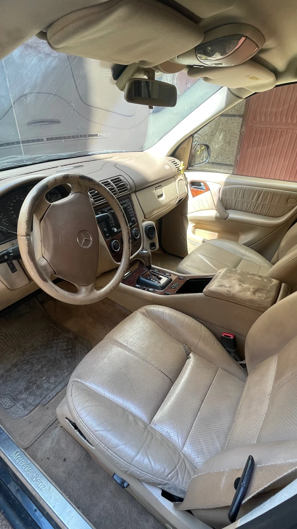 Mercedes-Benz ML 270, снимка 3 - Автомобили и джипове - 55751035