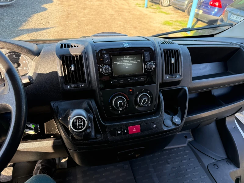 Peugeot Boxer 2.2, снимка 11 - Бусове и автобуси - 52529007