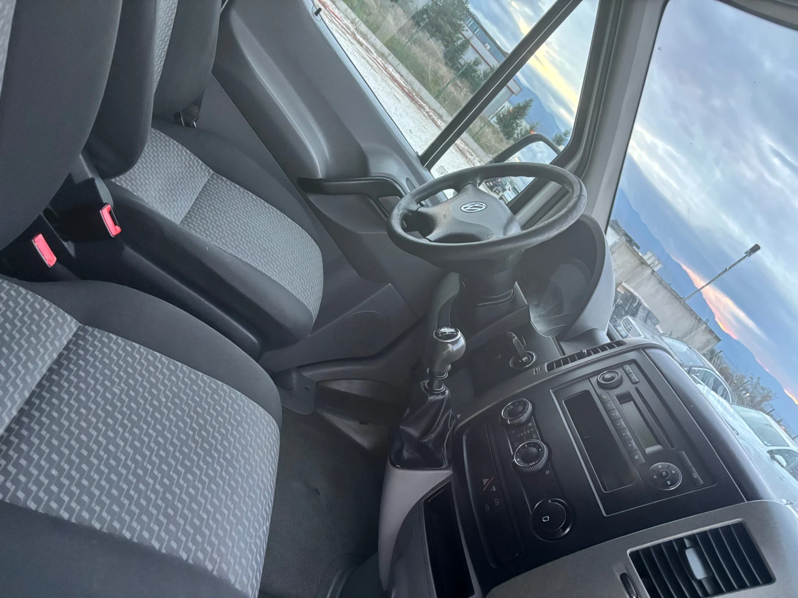 VW Crafter 2.0TDI, Evro5, Klimatronk,  | Mobile.bg   12