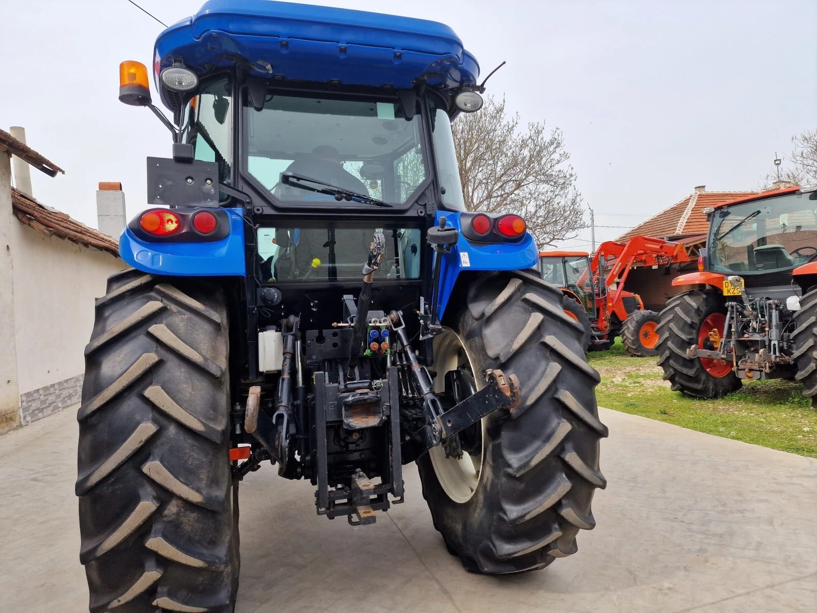 Трактор New Holland TD 5.115 - изображение 5