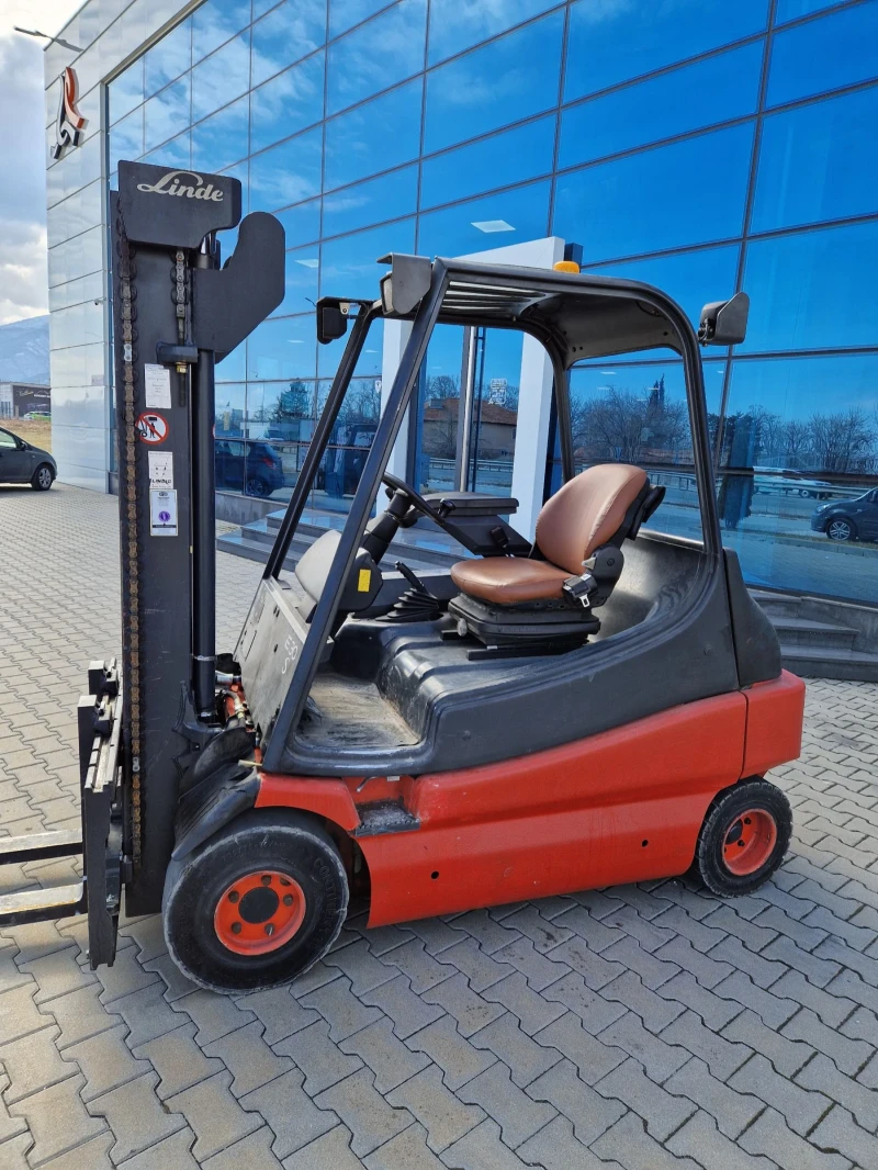 Електрокар Linde E30 S, снимка 3 - Индустриална техника - 49289188