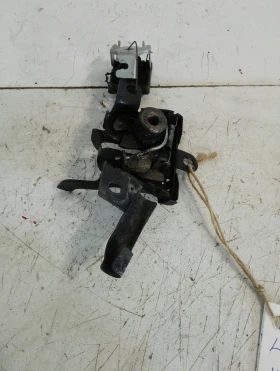 Ключалка преден капак Субару Легаси