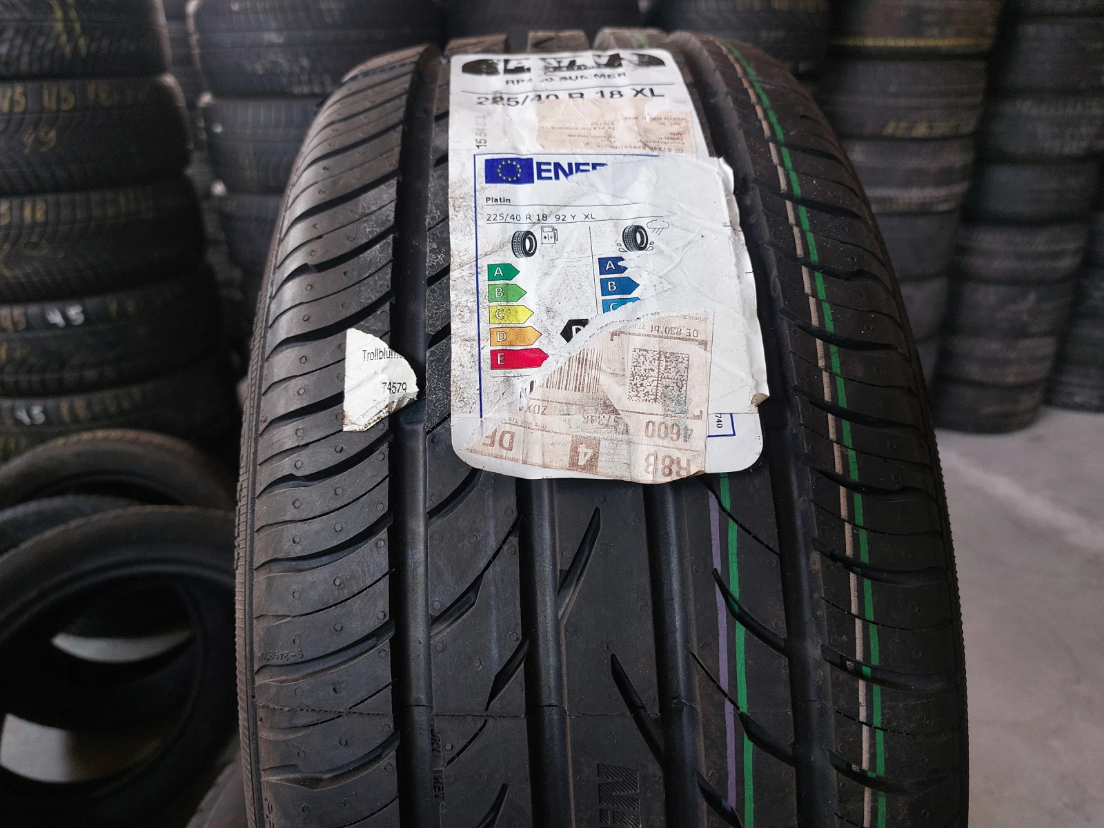 ���� 225/40R18 | Mobile.bg � ����������� 1