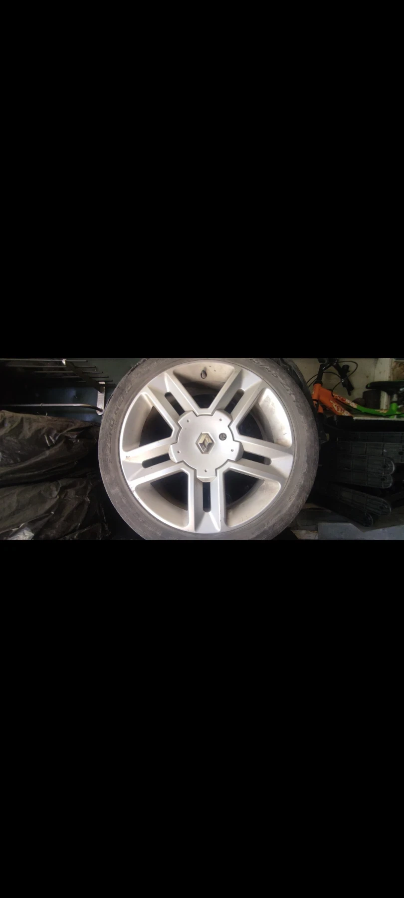    215/45R17  Renault | Mobile.bg   2