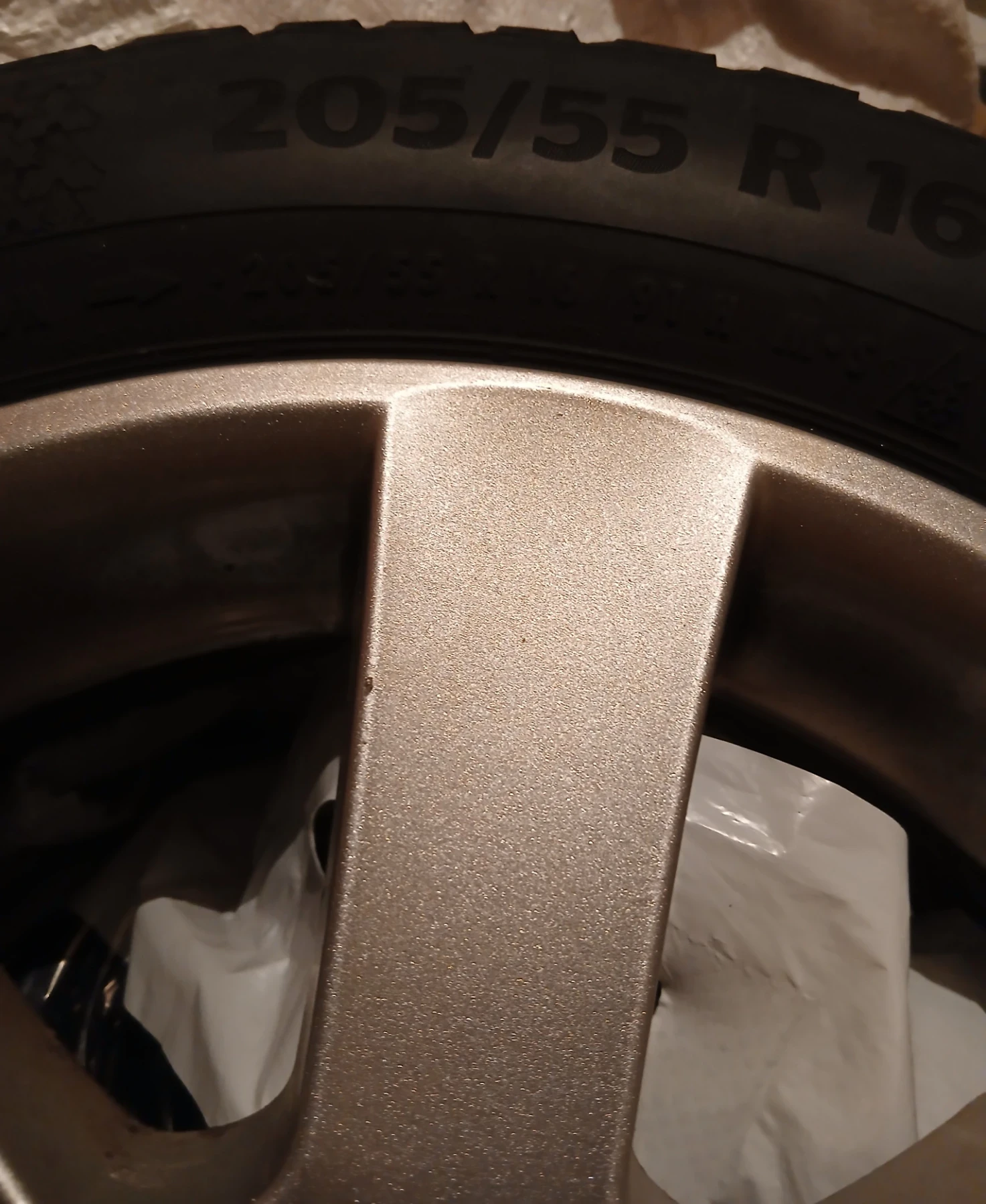 ���� � ������ 205/55R16 �� VW Passat | Mobile.bg � ����������� 3