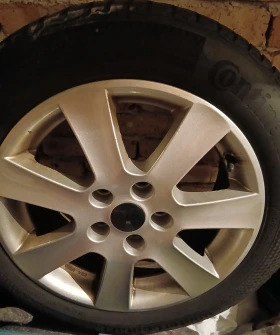 ����� �� �������� �� ���� � ������ 205/55R16 �� VW Passat