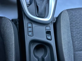 Toyota Yaris Cross 1.5 HYBRID  41000км, снимка 13