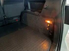 VW Touran 2.0 TDI, снимка 16