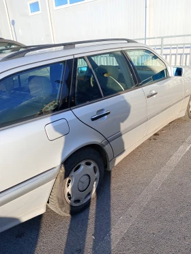 Mercedes-Benz C 180, снимка 4