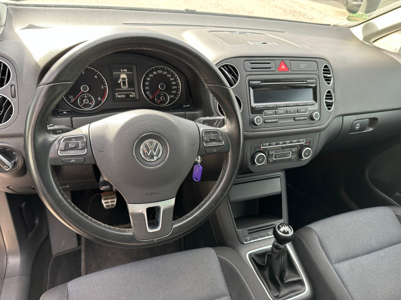 VW Golf Plus 6 1.6TDI TEAM EDITION, снимка 14 - Автомобили и джипове - 44245150