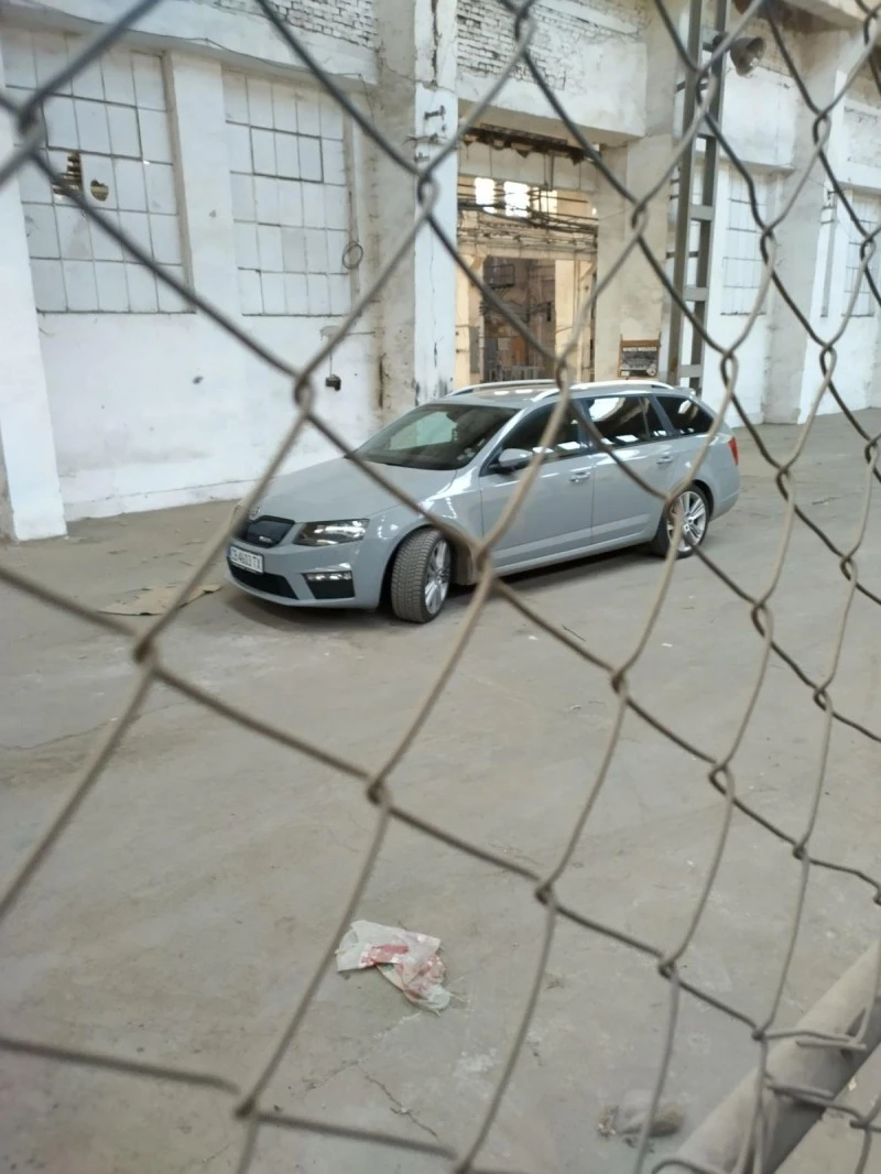 Skoda Octavia VRS, снимка 4 - Автомобили и джипове - 47368721