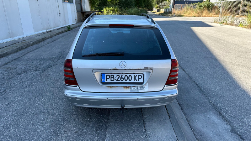 Mercedes-Benz C 220, снимка 14 - Автомобили и джипове - 46559657