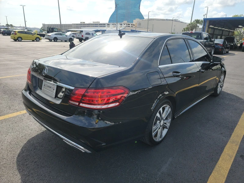 Mercedes-Benz E 350 KEYLESS* SUNROOF* CAMERA* PODGREV* NAVI* , снимка 3 - Автомобили и джипове - 47179635