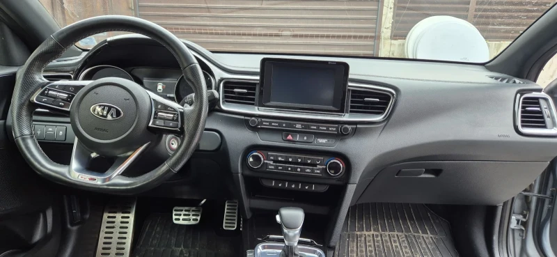 Kia Pro ceed 1.4, снимка 9 - Автомобили и джипове - 48416117