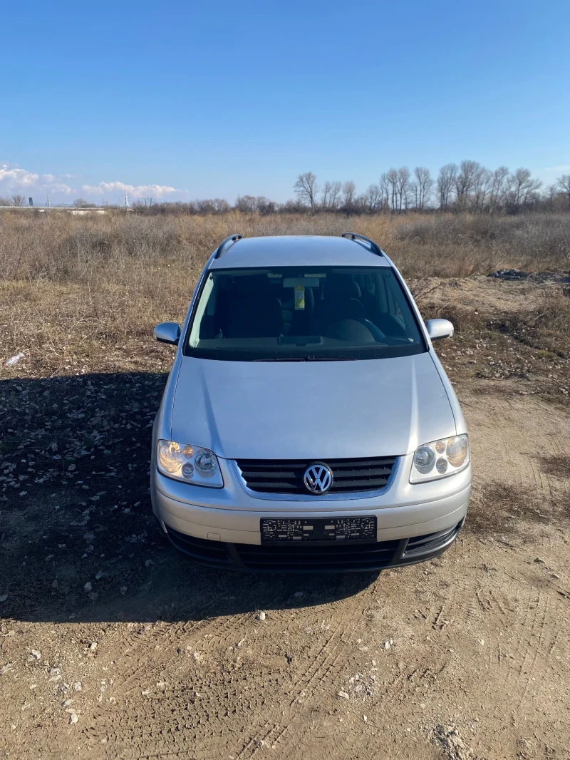 VW Touran, снимка 8 - Автомобили и джипове - 48786821