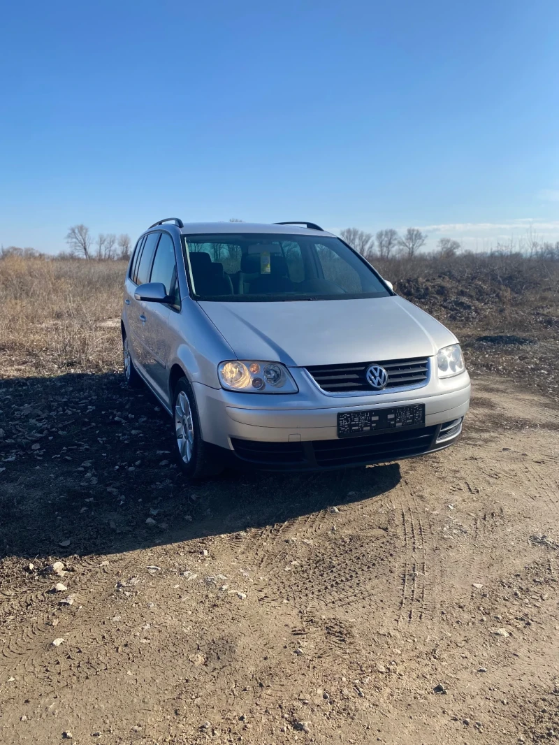 VW Touran, снимка 7 - Автомобили и джипове - 48786821