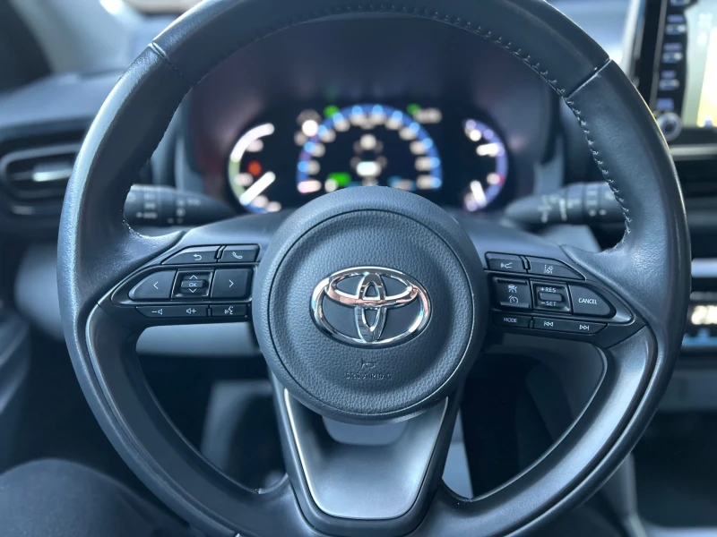 Toyota Yaris Cross 1.5 HYBRID  41000км, снимка 12 - Автомобили и джипове - 51561790