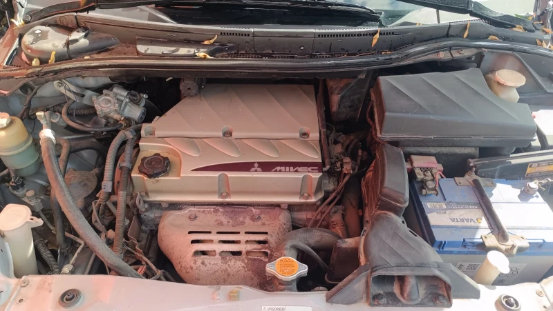 Mitsubishi Grandis 2.4i-ГАЗ, снимка 12 - Автомобили и джипове - 51864393